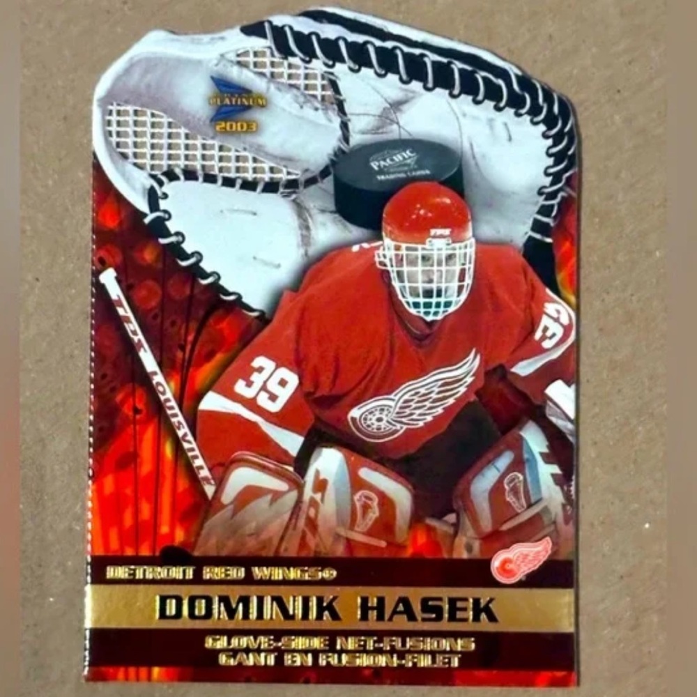 Dominik Hasek 2003 Pacific McDonald’s Red Wings Insert Hockey Cards